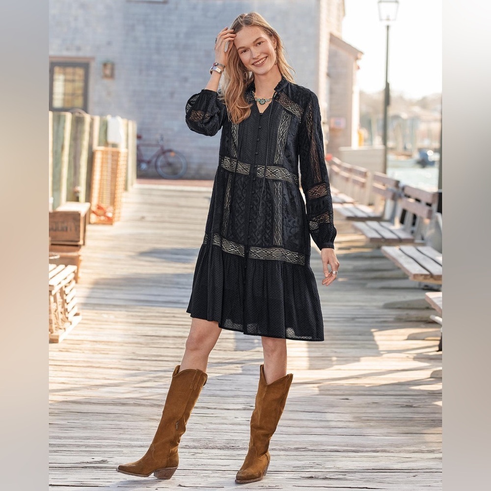 Sundance Small Black Textured Patchwork Lace Clar… - image 5